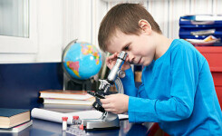 ТОП-4: Детские микроскопы, подключающиеся к компьютеру