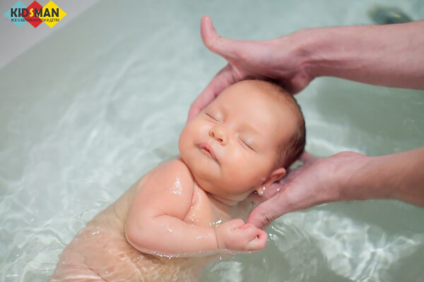 Какая температура нормальная для грудничка в 2 месяца или нормы температуры тела у двухмесячного малыша, таблицы и причины повышения • Твоя Семья